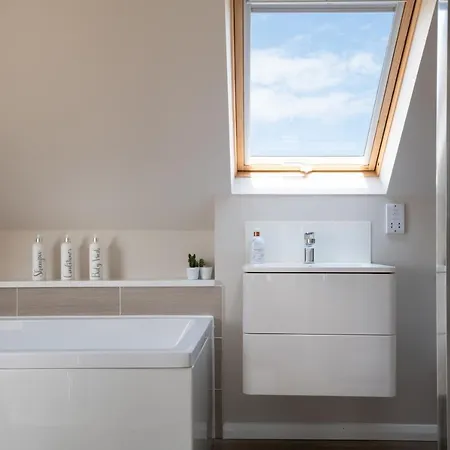 Lewes Heights Is A Spacious Modern Luxury Home With Stunning Views Esterno foto