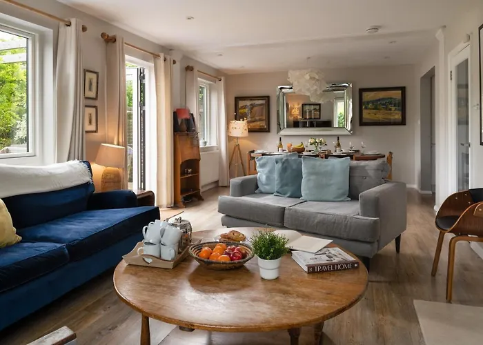 Lewes Heights Is A Spacious Modern Luxury Home With Stunning Views