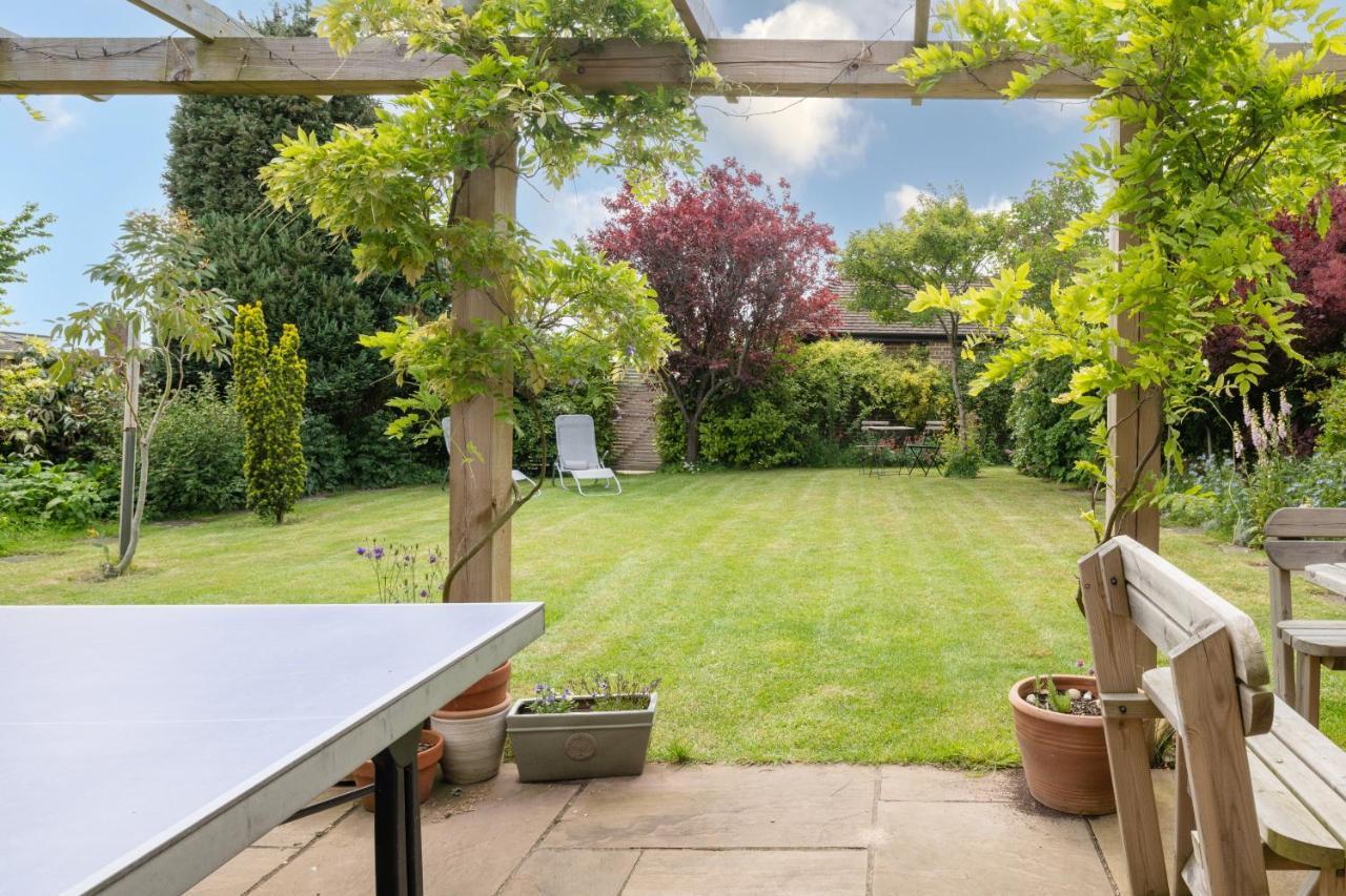 Villa Heights Is A Spacious Modern Luxury With Stunning Views
