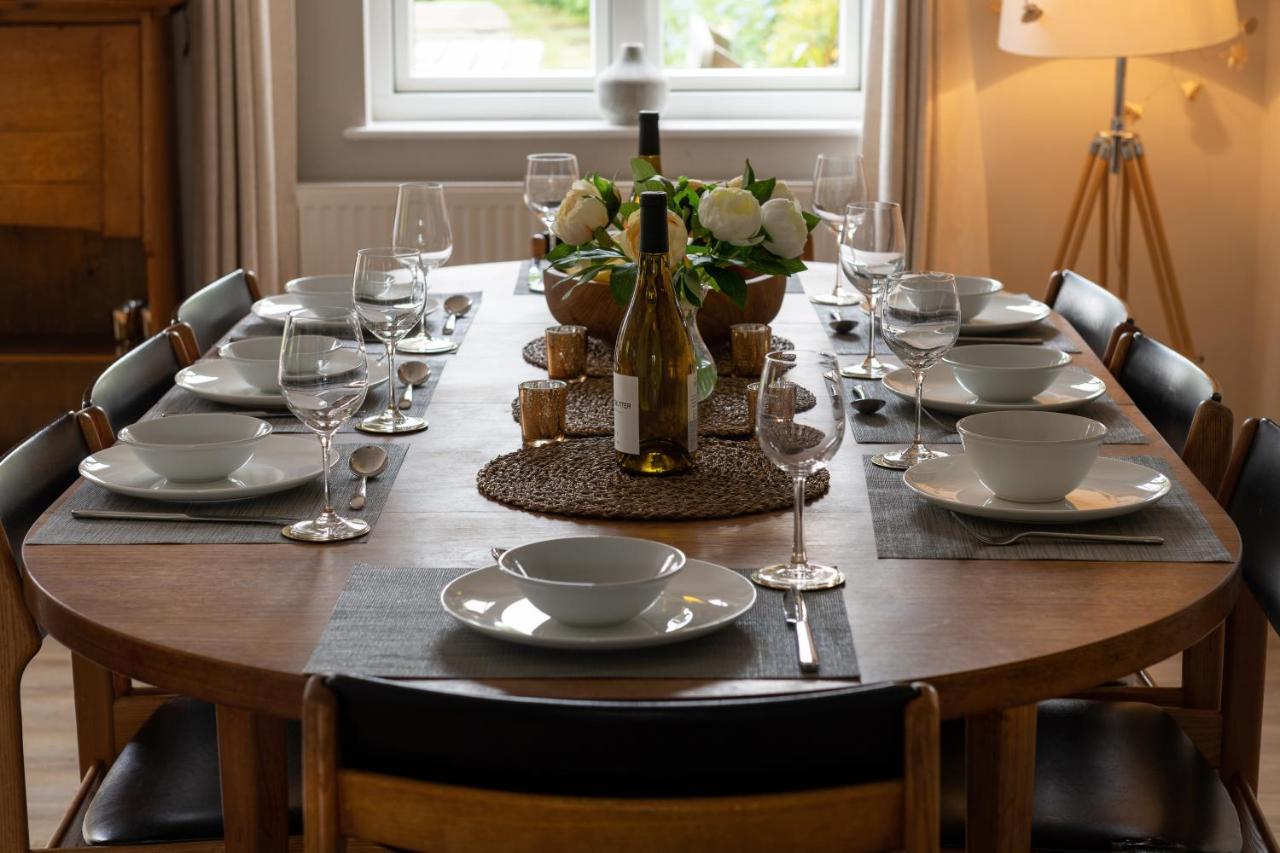 Heights Is A Spacious Modern Luxury With Stunning Views *