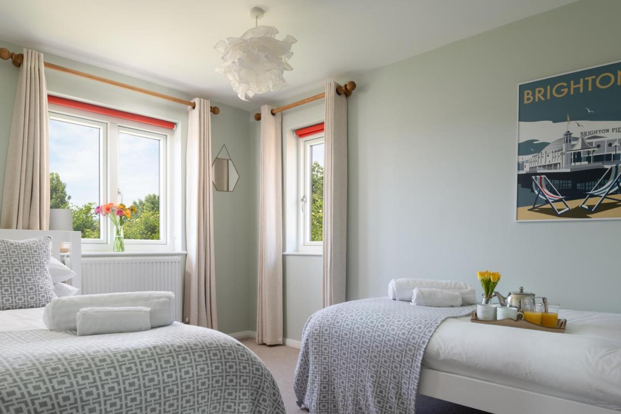 Heights Is A Spacious Modern Luxury With Stunning Views Villa